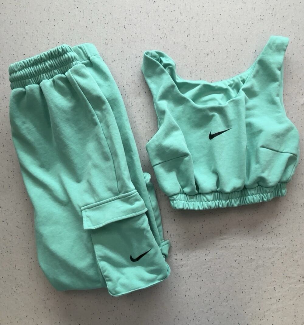 Nike Womens Tracksuit Set Mint Green Crop Top & Cargo Jogger Sweatpants Size S